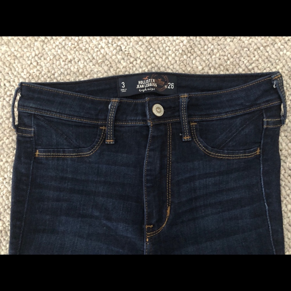 Hollister high waisted skinny jeans
